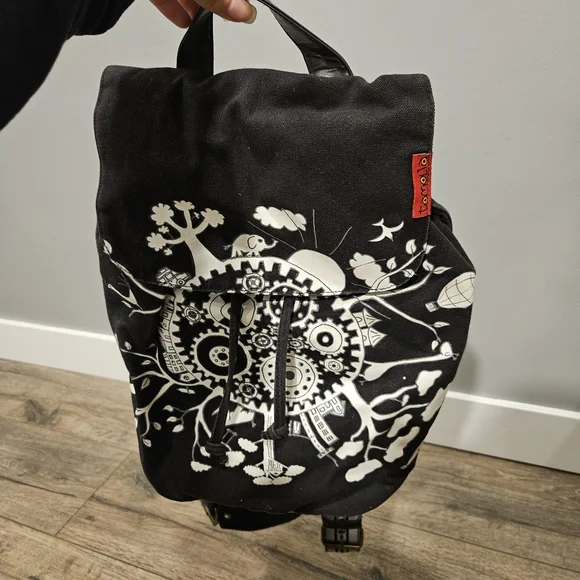 Tamelia Backpack - Picture 3 of 7